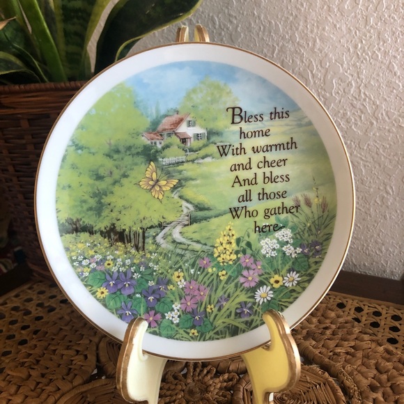 Porcelain "Bless this Home With Warmth ..." Collector Plate by Lasting Memories - Picture 3 of 11